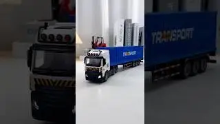 1:24 Scale Transport Truck Model! 🚛 Realistic Miniature Container Carrier #ScaleModel #MiniTruck