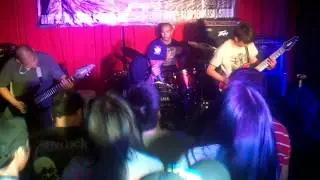 CHAPTERS - Soundcheck/Kingdom Come @ Tremolo Bar