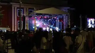 Момне ле мари хубава - Виевска Фолк група
