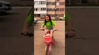 Папа ну купи мне шлем ⛑️ я буду кататься 🤣 