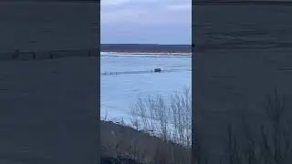 Трещины на Нижней Тунгуске