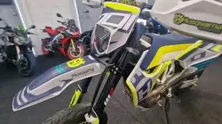 Husqvarna 701 Supermoto