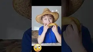 How to eat a banana 😂 #shorts Funny video by SanulkaShow