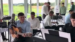 Импровизация на свадебную мелодию #sistersvoice  **очень красиво 🎺