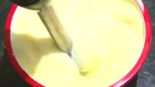 How to Use a Hand Blender