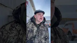 Когда батя пришёл без настроения😂 