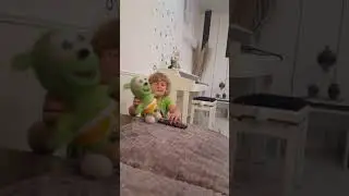 Gummibär Bubble Up Music Dancing Gummibär