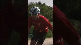 Только так я могу увидеть своего главного соперника👀 