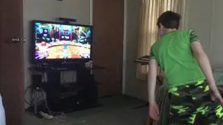 Crazy Kid Plays Sonic Free Riders