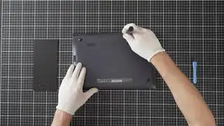 Замена батареи в Samsung NP900X3E