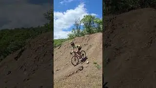 Эндуро-полиция  #mtb #downhill #mountainbiking #gravel