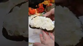 Goat Cheese & Honey On Crunchy Bread! #goatcheese #honey #healthy #easy #breakfast #lunch #fy #fyp