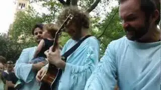 Dispatch - The General - Live Acoustic - Washington Square Park - Up Close!