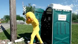 The Stupid Orange In Got To Go Pee Pee