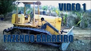 fazendo barreiro pequeno açude reservatório de água