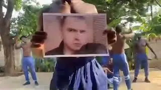 Негры поздравляют Папича