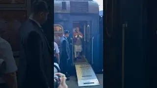 Прем'єр-міністр Індії Нарендра Моді прибув до Києва на потязі Укрзалізниці. Залізна дипломатія в дії