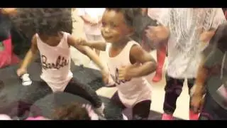 TRA'LYN & TAI'LIN BARBIE RUNWAY PARTY