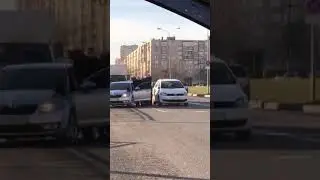 Дорогу не поделили
