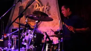 Urbanova - Reciclando Palabras (Live)