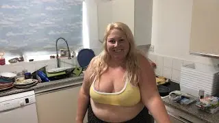 BBW ADELESEXYUK baking live in her kitchen