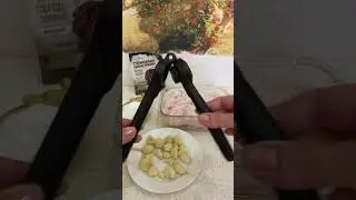 Намазка, яку готує чоловік 