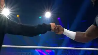 Recensione: AEW Dynamite 🧨🇺🇸: Kenny Omega e Swerve Strickland uniti contro l'Elite e i Death Riders.