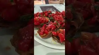 Bruschetta time! #italy #puglia #жизньвиталии #taranto #италия #food