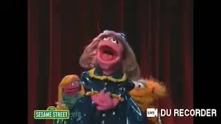 Zoe, Betty Lou, Rosita and Prairie Dawn Singing Shake Your Dragon Tail for Emmet Otter’s Jug Band