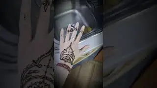Не надо смывать хну 😂 