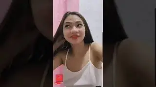 Cuma tank top. si adek gak pake bra | 
