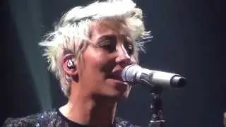 Adesso e qui Nostalgico presente Malika Ayane Naif Tour Teatro Augusteo Live