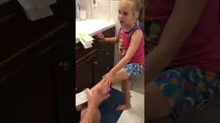 OUCH, Mom!!! 😮🪒 Waxing a small patch on girls ankle. 