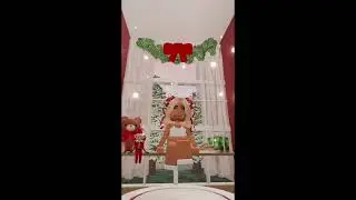 Walking in a winter wonderland…🎄🎁😛🎀