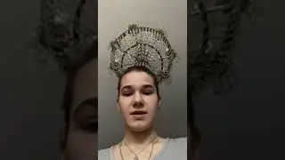 Бл#х@ волосы зацепились...