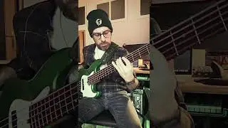 Hip-hop bass jam 😎 #bassguitar #bassline #hiphop