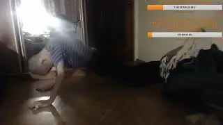 Иван Гамаз отжимается