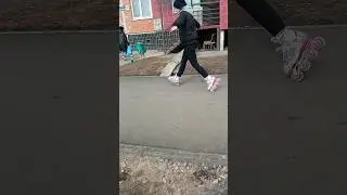 баланс на роликах, первые попытки #самоучка #ролики #катаниенароликах