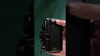 How to Rewind Film in a Manual Camera