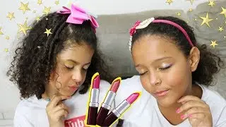 Sossô e Julia em Tutorial de Maquiagem