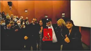 Lupo Bianco   La première