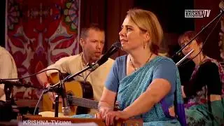 Kirtan Sangita devi dasi in Moscow. Hare Krishna!