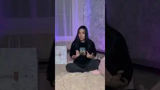 Как думаете насчет мерча?