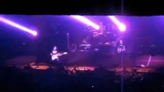 12 - Blink 182 - First Date (Las Vegas, 07-23-09)