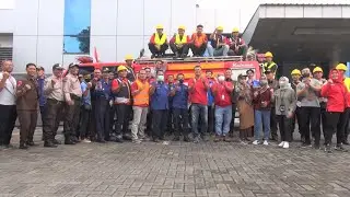 SIMULASI TANGGAP DARURAT KEBAKARAN TELKOM  neuCentrIX GUBENG
