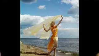 Doukissa mitropanos   -       ola gia mena eisai esy
