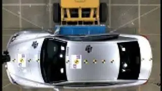 Краш-тест Lexus IS от EuroNCAP. Боковой удар