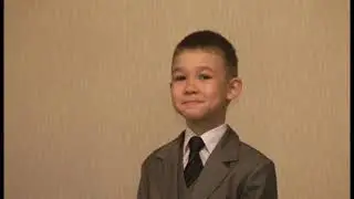 Старый семейный архив - Никита идет в 1 класс (1.09.2010 г.)