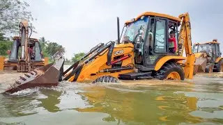 Washing my JCB Backhoe Loaders Hugely Risky Place in River | Jcb with River