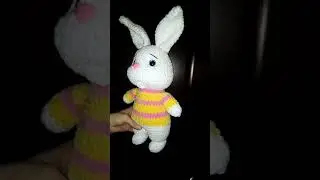 Зайчик крючком из плюшевой пряжи